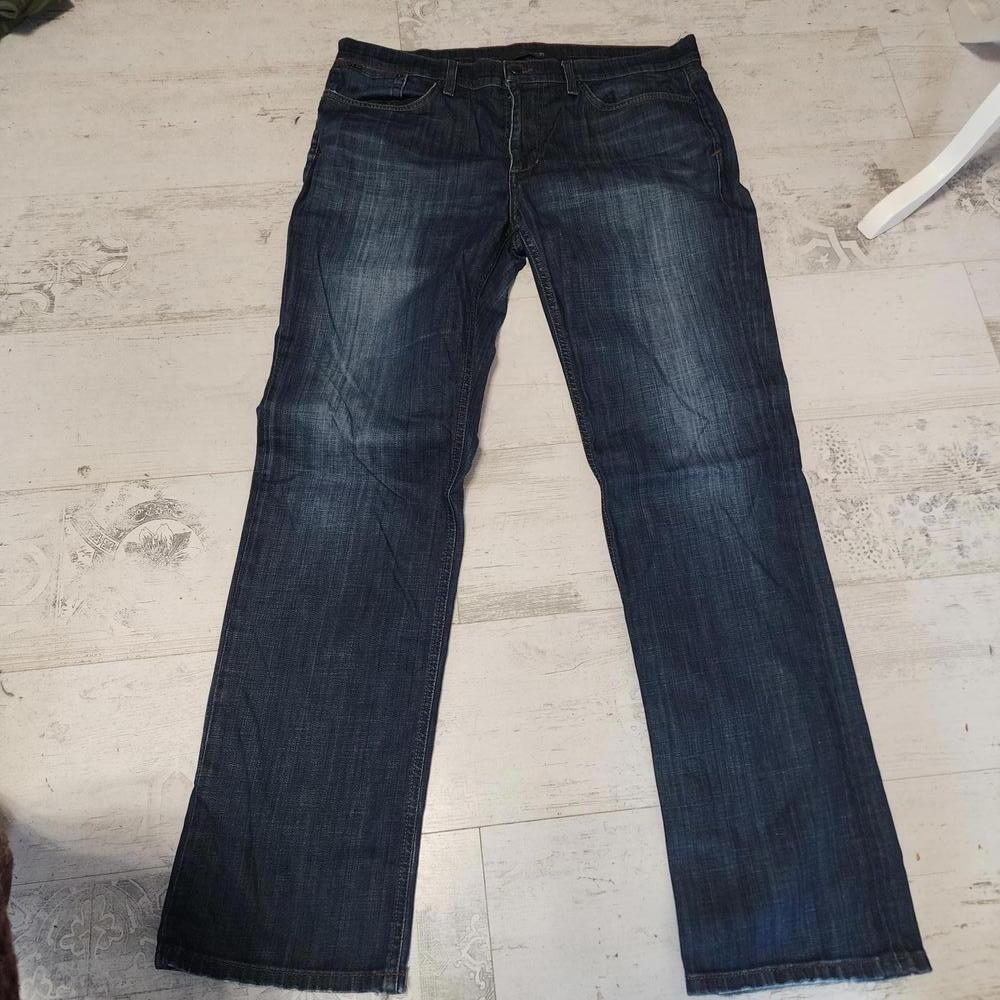 Joe's jeans straight leg 38 34 lighter weight jeans nice used condition
